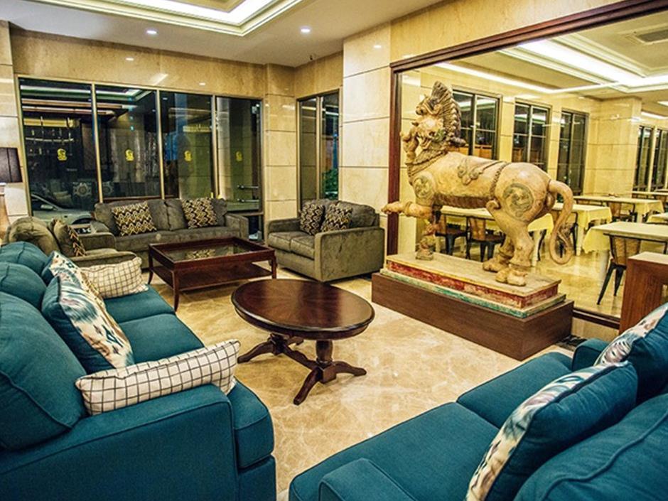 March Hotel Паттайя Экстерьер фото